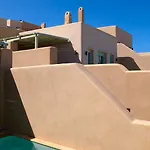 فوراينا غاليري شقة فندقية 4*