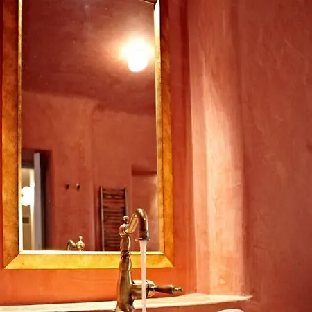 Voreina Gallery Appart hôtel 4*