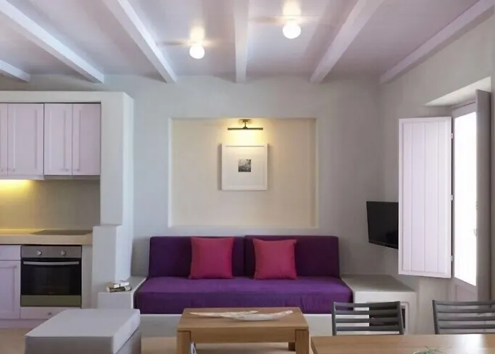 Voreina Gallery Aparthotel Pýrgos