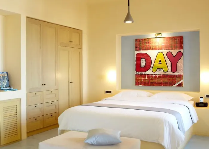 ヴォレイナ ギャラリー スイーツ 4*