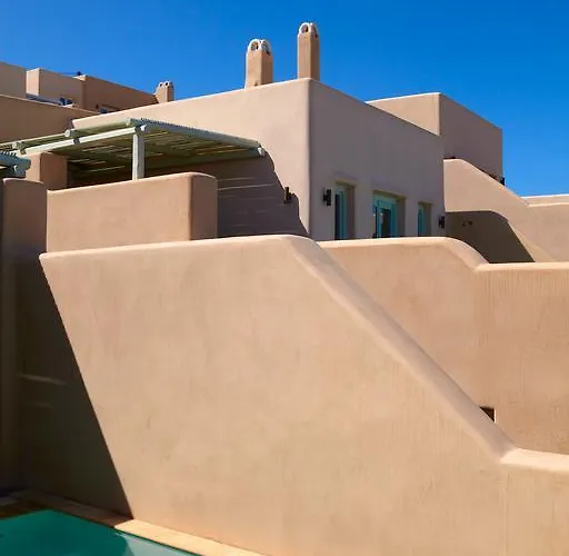 Voreina Gallery Aparthotel 4*