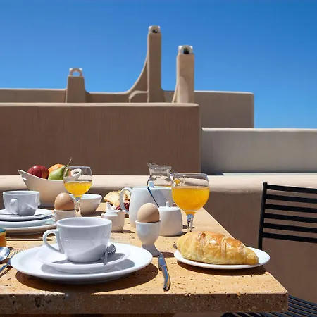 Voreina Gallery מלון דירות